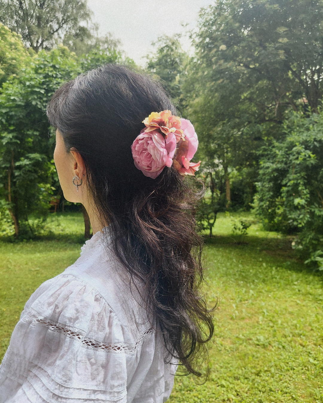 SS26 Collection - Peony Flower Bouquet hair clip M