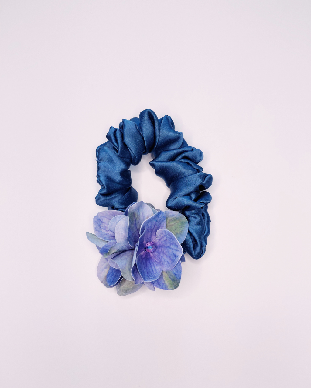 SS26 Collection - Flower Scrunchie S - Blue Hydrangeas