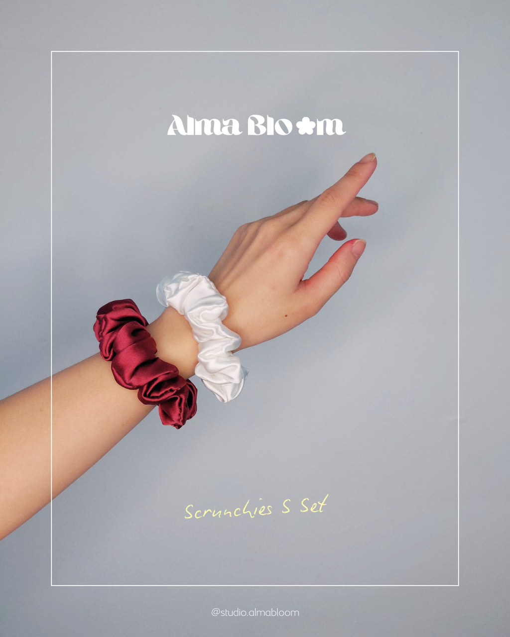 SS26 Collection - Set Silk Scrunchies M - White and Boudeaux