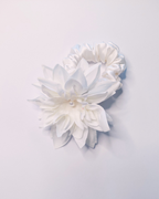 SS26 Collection - Flower Scrunchie S - White Flowers